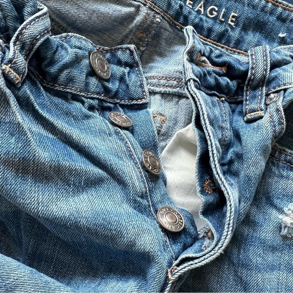 American Eagle | Button Up Jeans - Picture 2 of 6